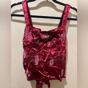 Brand: Urban Outfitters size: Large color: red